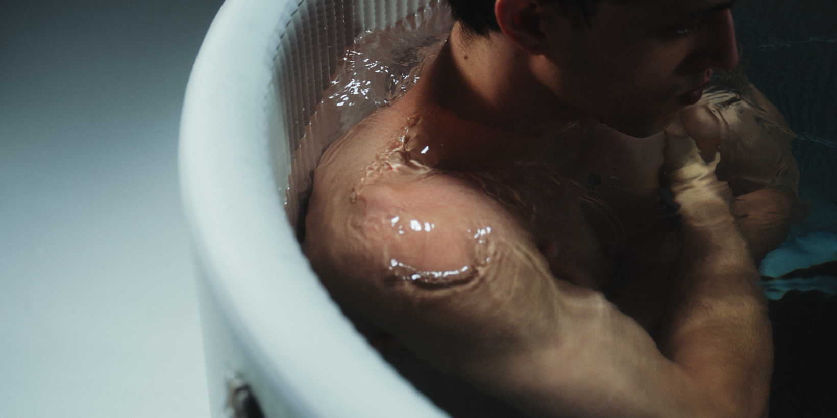 Can Cold-Plunges Strengthen the Immune System and Reduce the Chances of Getting Sick?