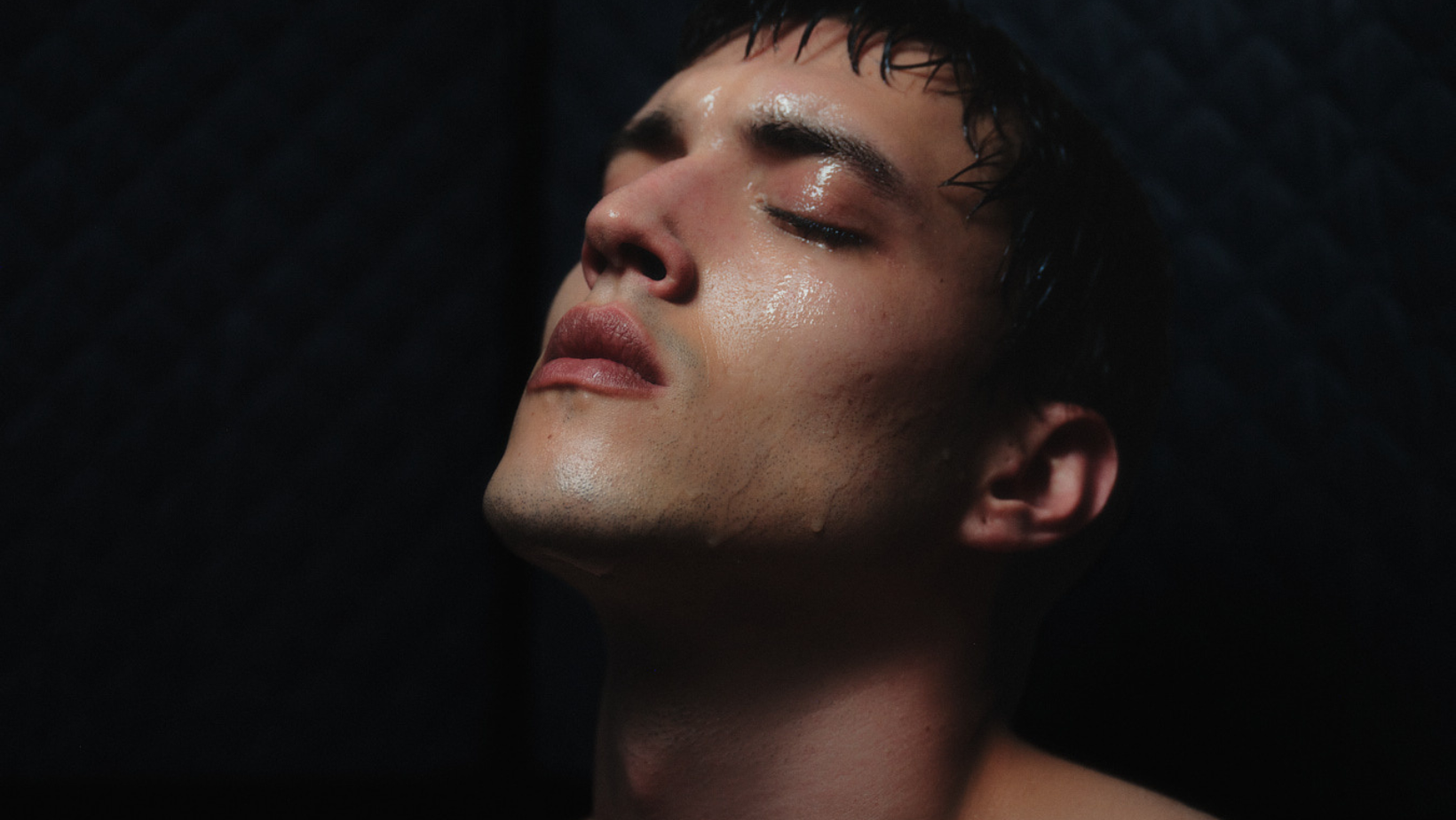How to Use the Sauna to Sleep Better and Deeper
